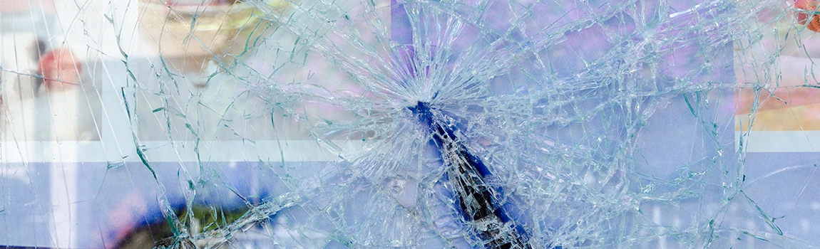 Window Broken Glass Repair in Kendale Lakes, FL